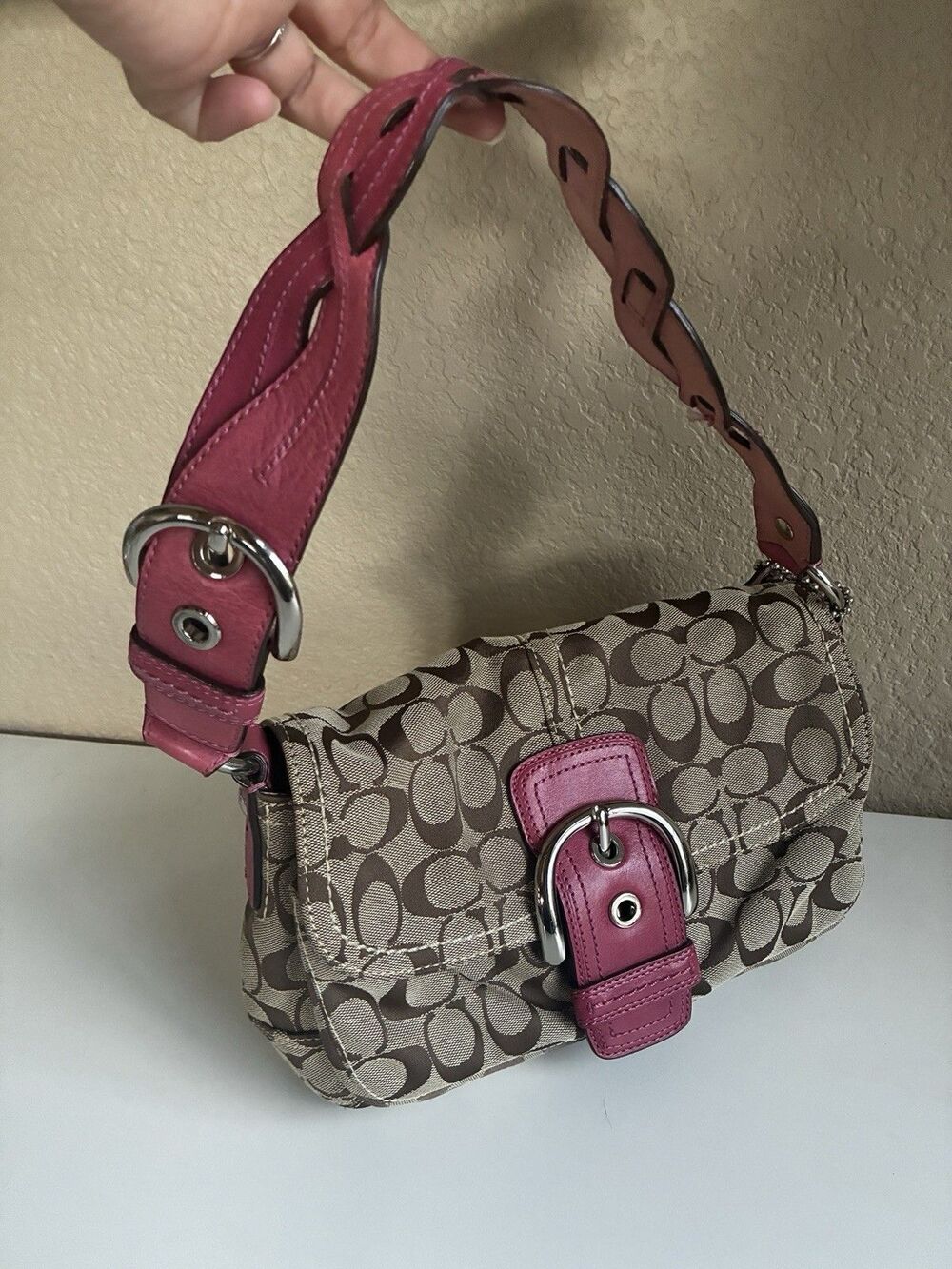 Coach Signature Jacquard Soho Y2K Hot Pink Braided Strap Shoulder Bag Purse - Picture 2 of 11